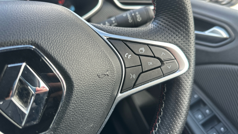 Renault Clio 1.0 TCe 90 RS Line 5dr Petrol Hatchback